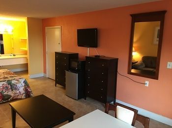 Tropical Inn Палм-Бей Экстерьер фото